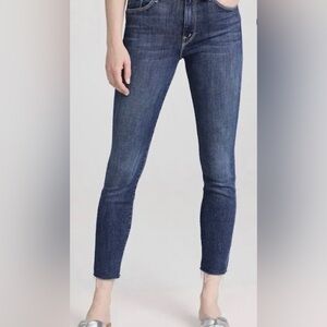 MOTHER Denim The Looker Ankle Fray